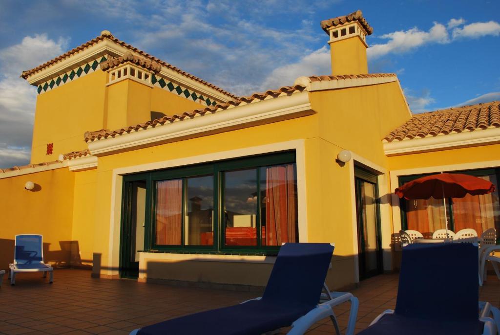 Apartamentos Lomas De Campoamor Exterior photo